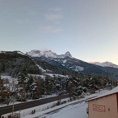 Grand Studio 3 Personnes Idealement Place Barcelonnette Esterno foto
